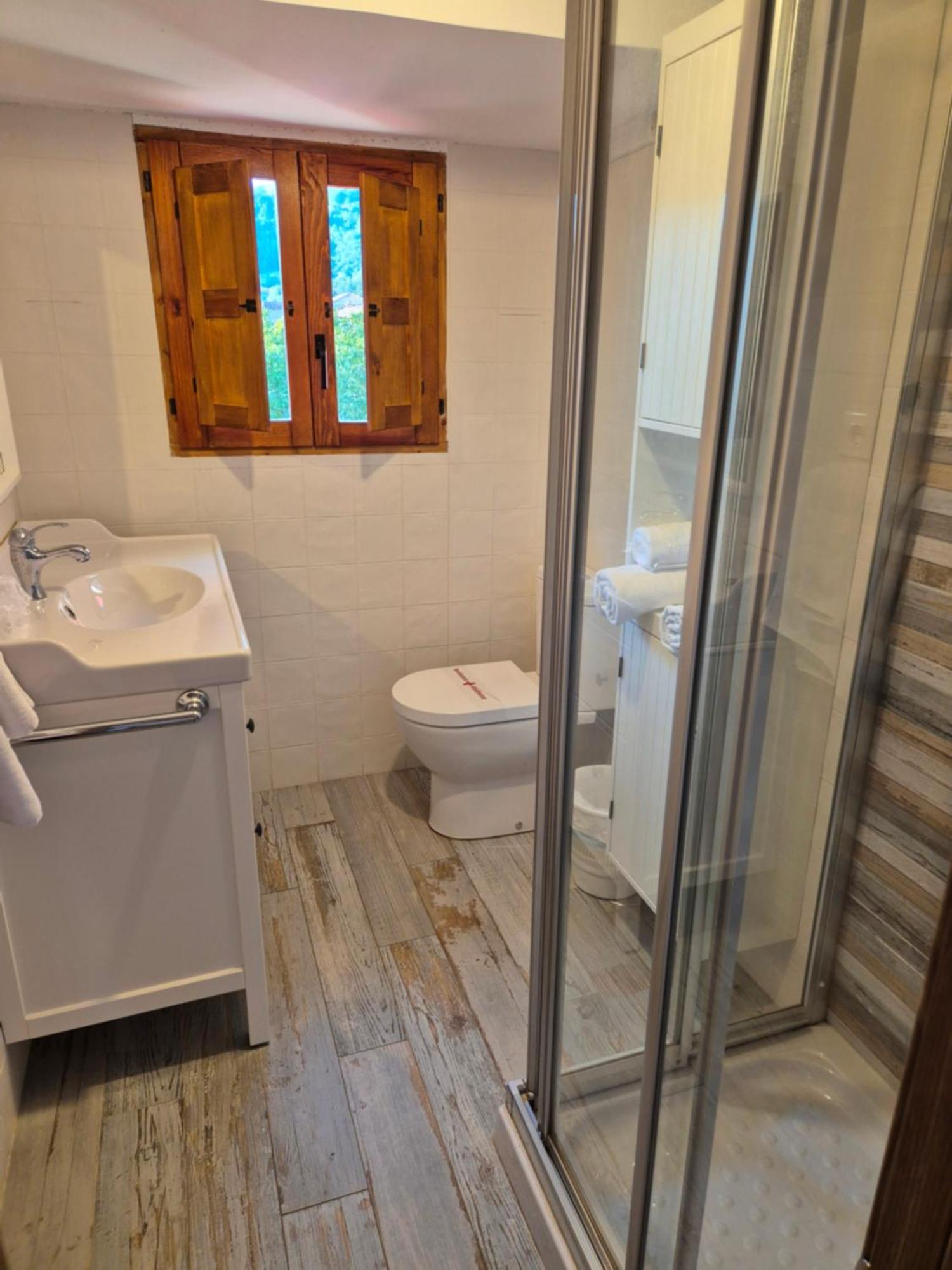 Pension San Pelayo 10 Cangas de Onis Ngoại thất bức ảnh